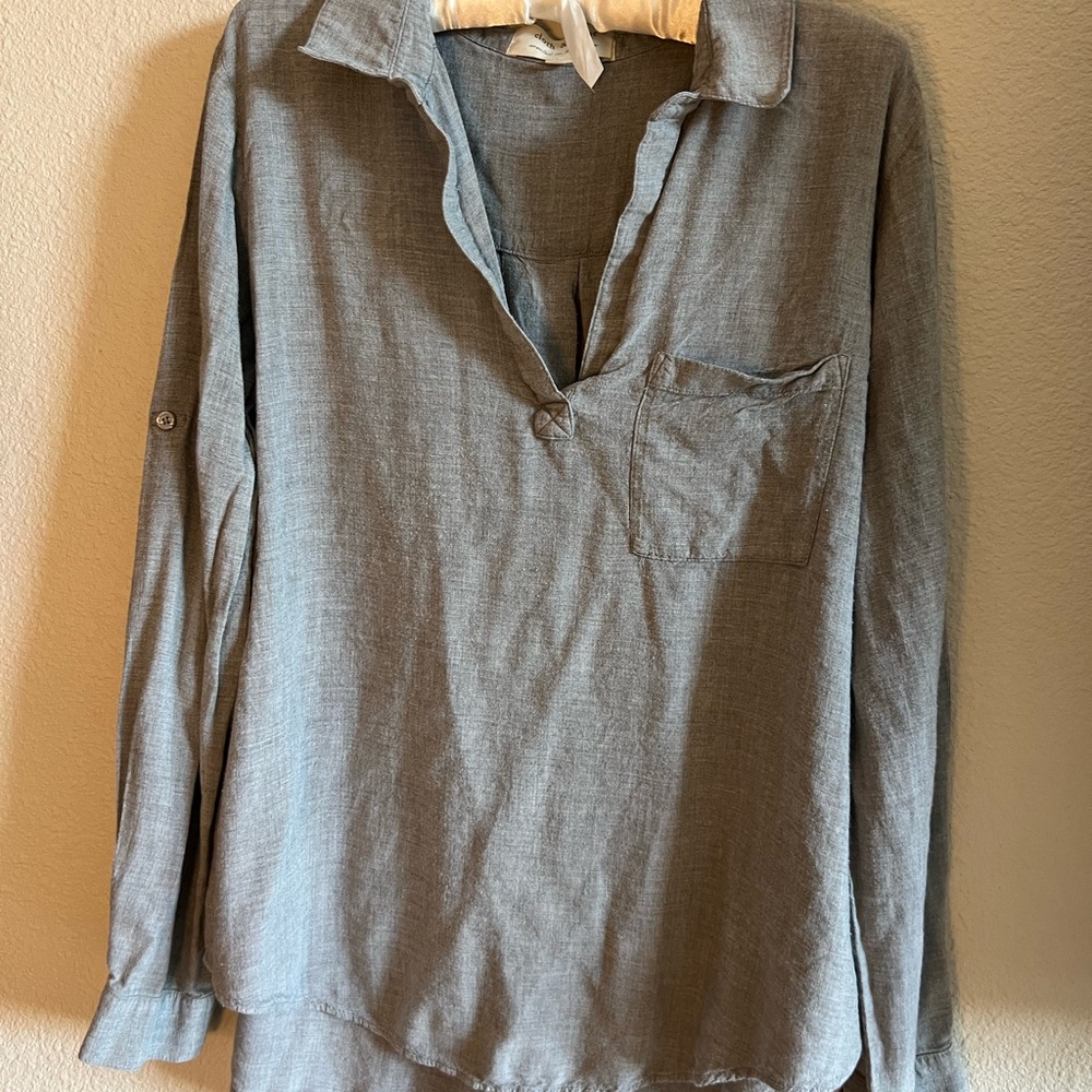 Women’s Casual Gray Shirt